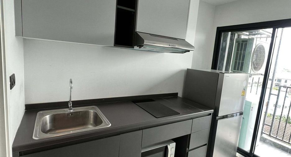 For rent 1 bed condo in Wang Thonglang, Bangkok