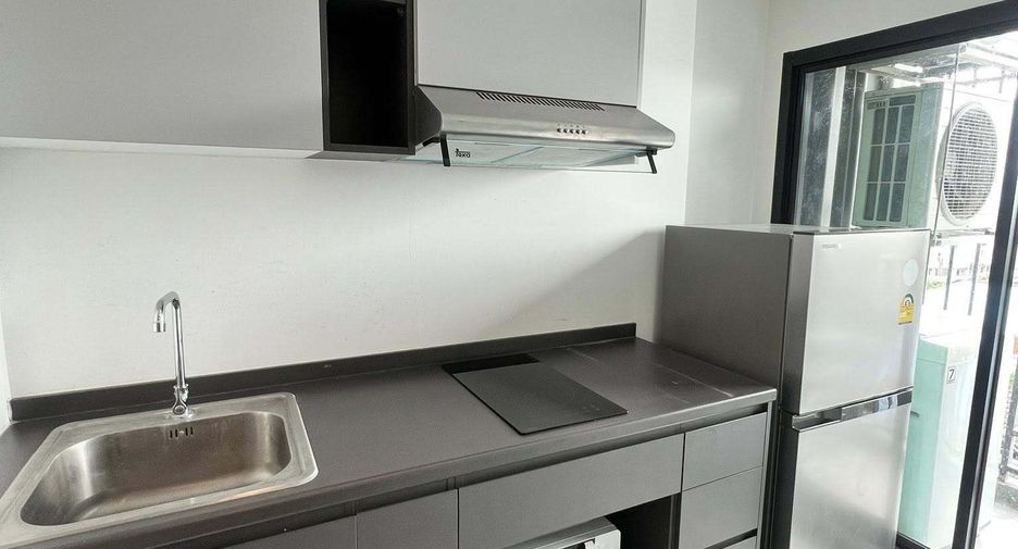 For rent 1 bed condo in Wang Thonglang, Bangkok
