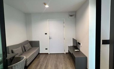 Condo en alquiler de 1 habitaciones en Wang Thonglang, Bangkok