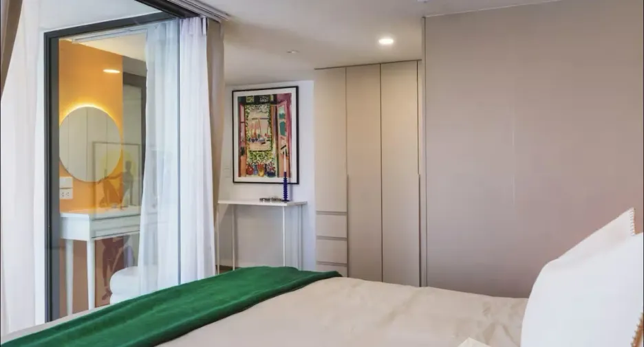 For rent 2 bedrooms condo in Khlong Toei, Bangkok