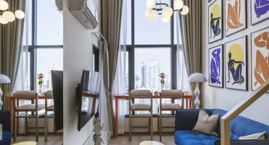 For rent 2 bedrooms condo in Khlong Toei, Bangkok