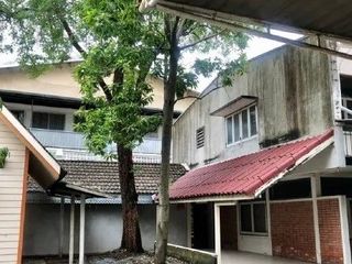 出售 5 卧室 独立屋 在 Watthana, 曼谷