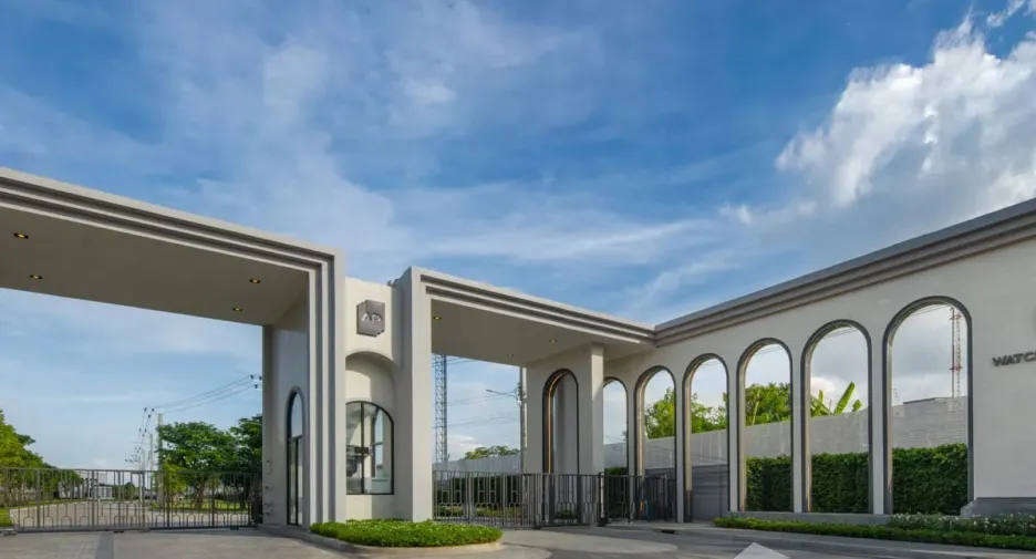 Casa en venta y en alquiler de 3 habitaciones en Sai Mai, Bangkok