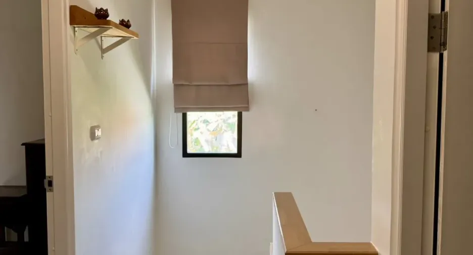 Casa en venta y en alquiler de 3 habitaciones en Sai Mai, Bangkok