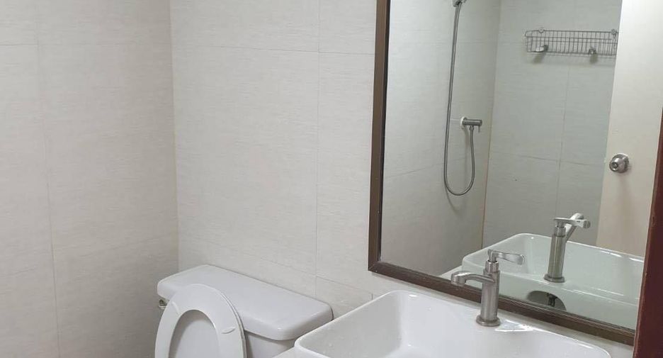 For rent 1 bed condo in Lat Phrao, Bangkok