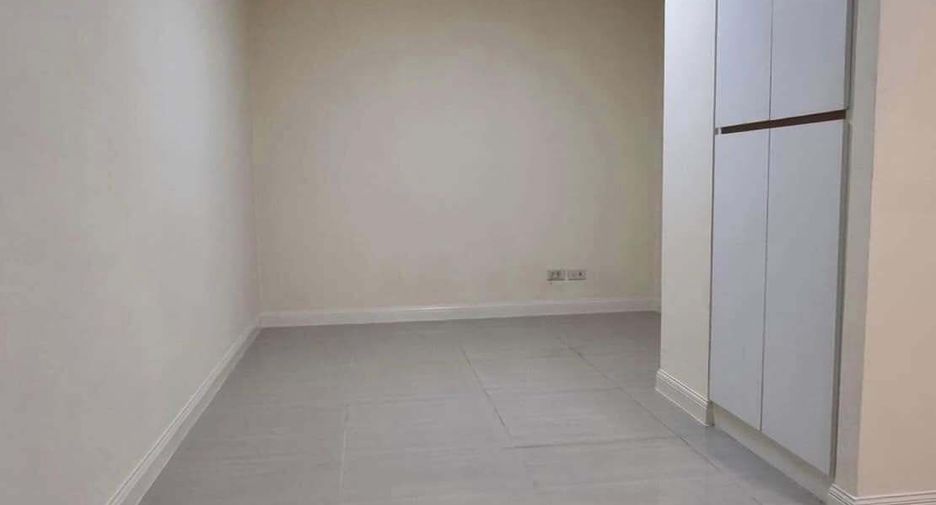 For rent 1 bed condo in Bangkok Yai, Bangkok