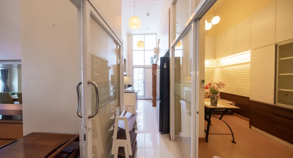 For sale 4 bedrooms condo in Watthana, Bangkok