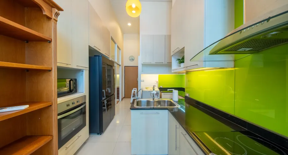 For sale 4 bedrooms condo in Watthana, Bangkok