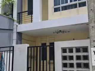 Reihenhaus zum Kauf mit 3 Zimmer in Chom Thong, Bangkok