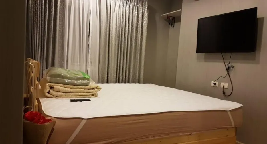 For rent 1 bed condo in Thon Buri, Bangkok