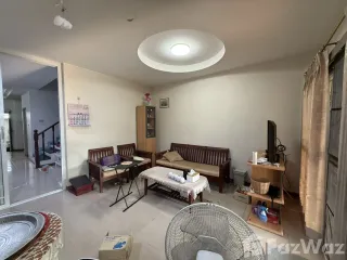 À vendre 4 chambres maison de ville à Bang Kruai, Nonthaburi