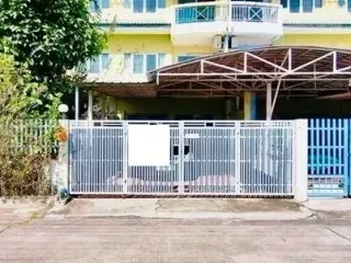 À vendre 4 chambres maison de ville à Bang Kruai, Nonthaburi