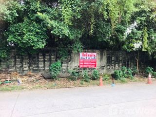 Grundstück zum Kauf in Bang Khun Thian, Bangkok