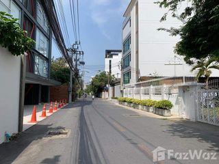 出售 土地 在 Khlong Toei, 曼谷