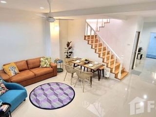 For sale and for rent 3 bedrooms townhouse in Don Mueang, Bangkok