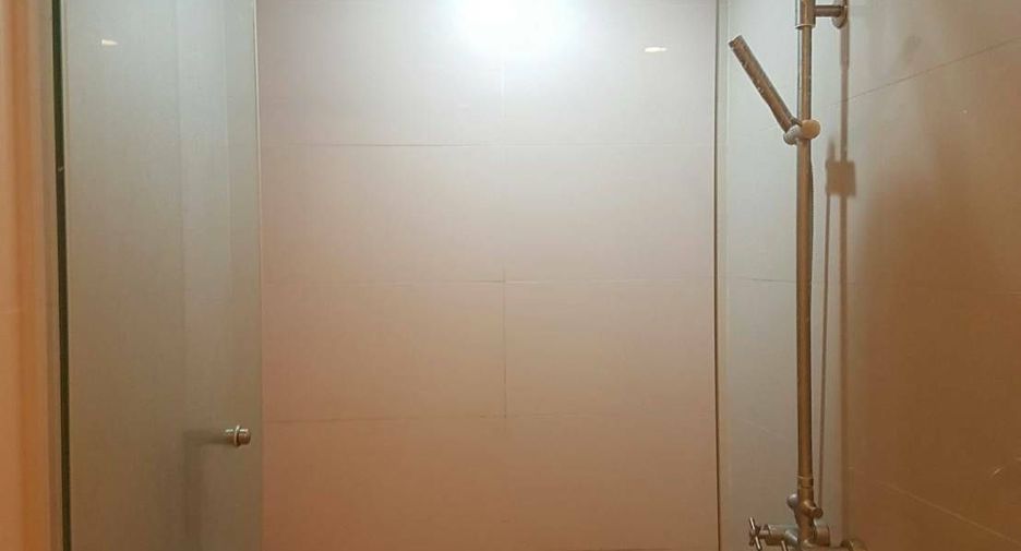 For sale and for rent 1 bed condo in Watthana, Bangkok