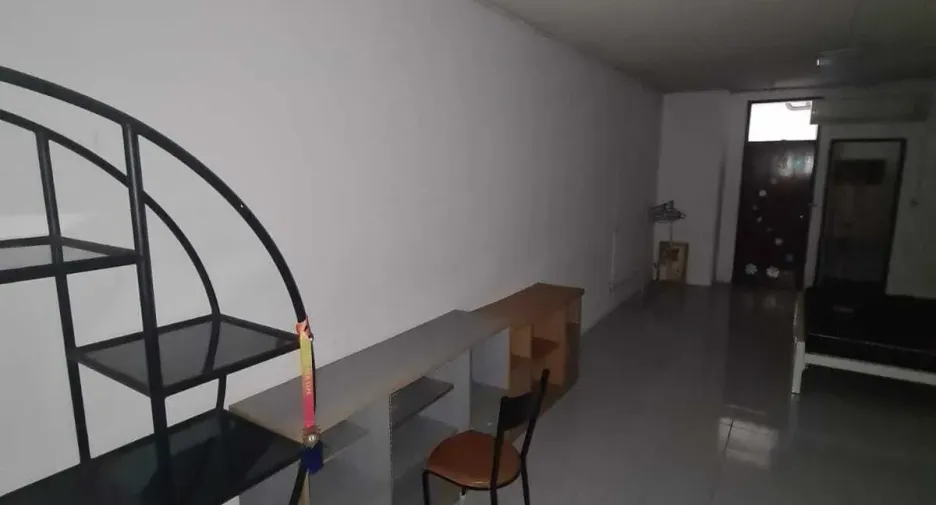 Wohnung zur Miete mit Studio in Chatuchak, Bangkok