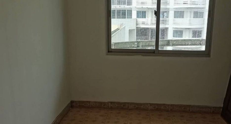 Wohnung zum Kauf mit 2 Zimmer in Yan Nawa, Bangkok