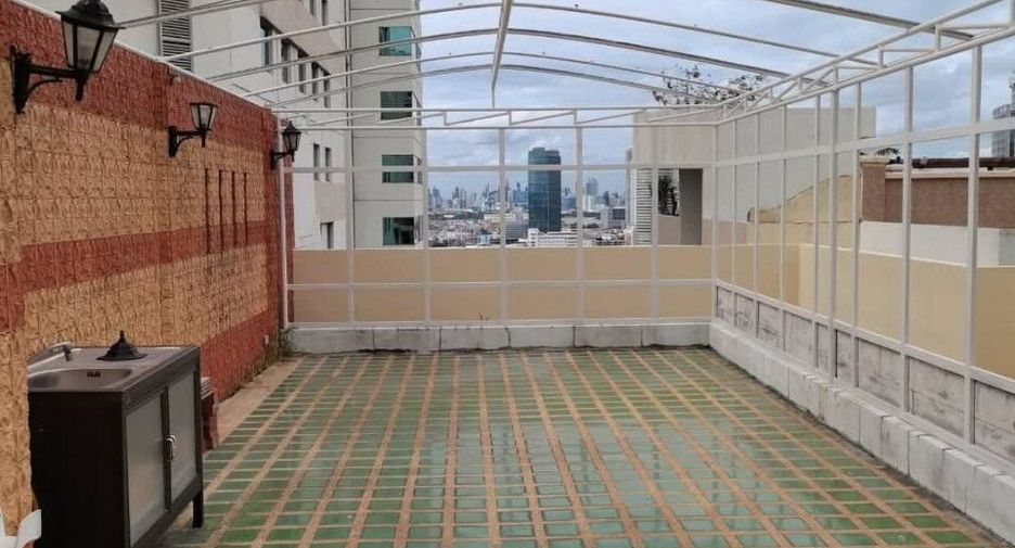 Wohnung zum Kauf mit 2 Zimmer in Yan Nawa, Bangkok