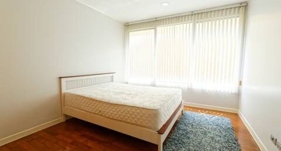 For sale and for rent 3 bedrooms condo in Pathum Wan, Bangkok