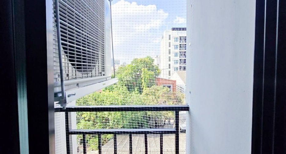 For rent 1 bed condo in Mueang Samut Prakan, Samut Prakan