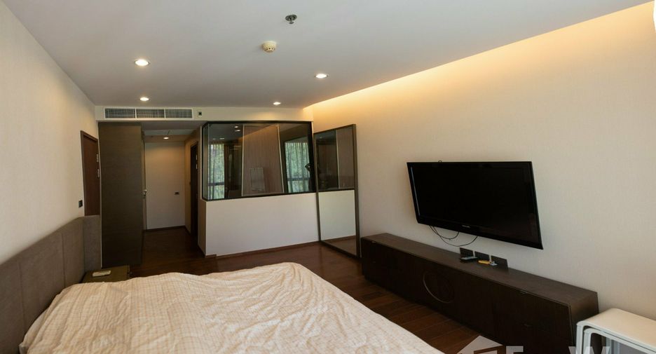 For sale and for rent 1 bed condo in Sathon, Bangkok
