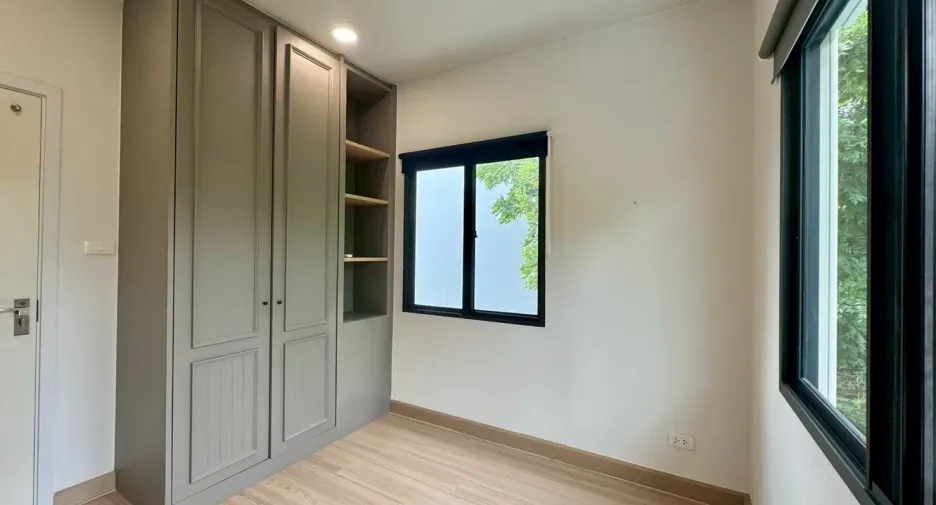 For sale 3 bedrooms townhouse in Bang Phli, Samut Prakan