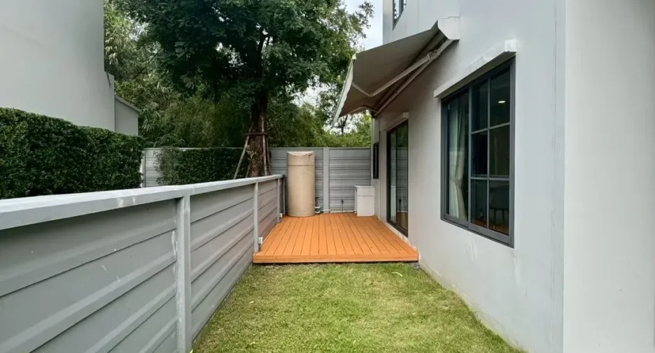 For sale 3 bedrooms townhouse in Bang Phli, Samut Prakan