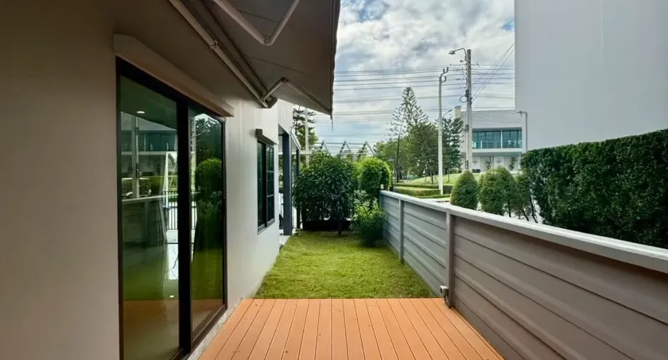 For sale 3 bedrooms townhouse in Bang Phli, Samut Prakan