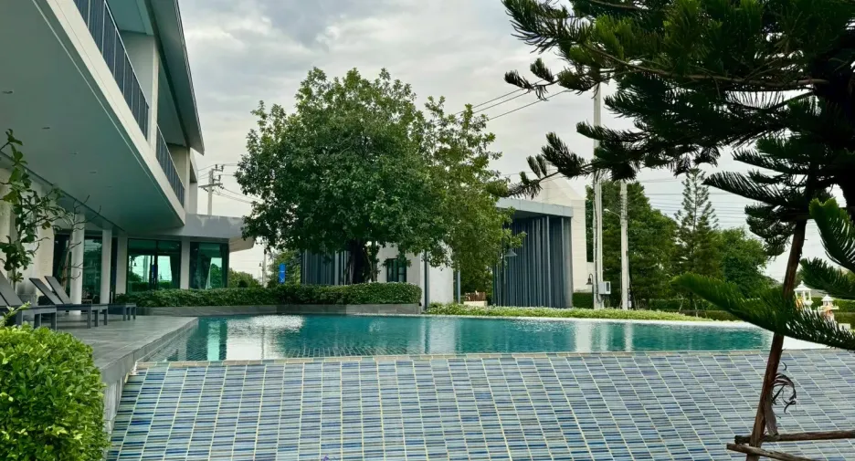 For sale 3 bedrooms townhouse in Bang Phli, Samut Prakan