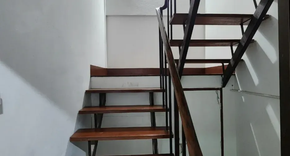 For sale 4 bedrooms townhouse in Bang Phlat, Bangkok