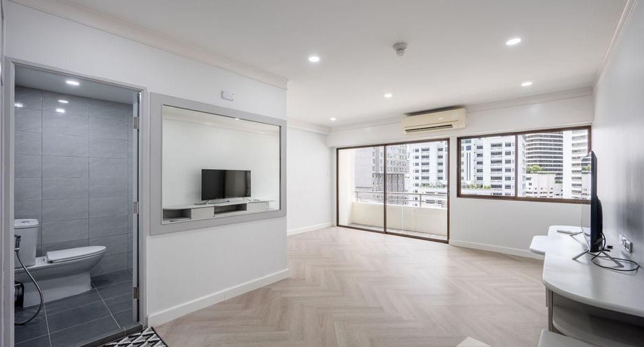 For sale 2 bedrooms condo in Khlong Toei, Bangkok