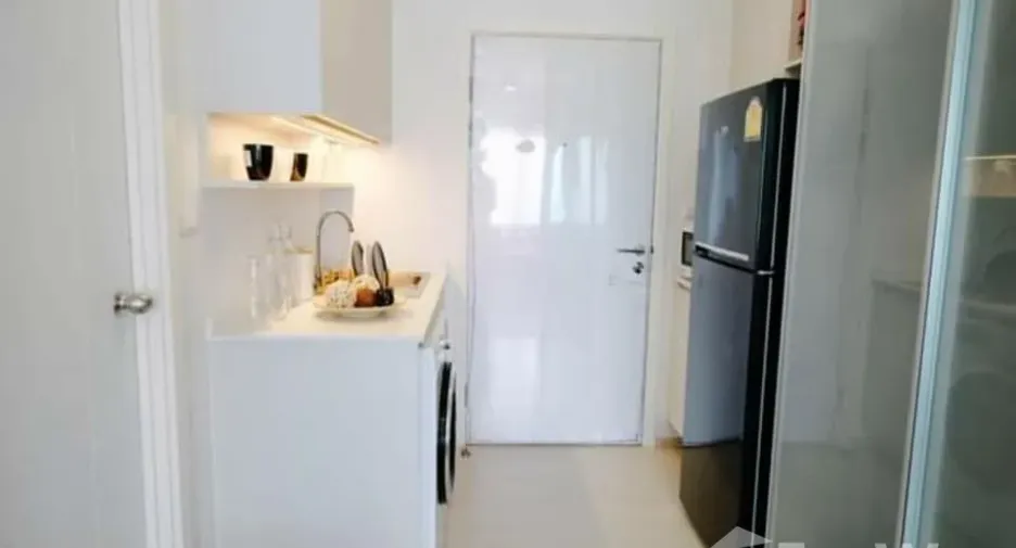 For sale studio condo in Huai Khwang, Bangkok