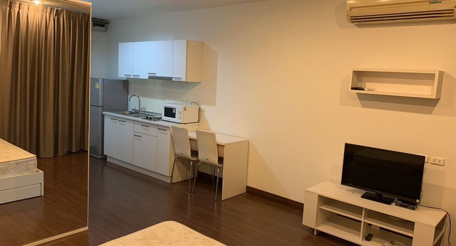 For rent studio condo in Thon Buri, Bangkok