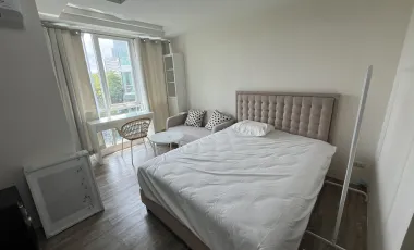 For sale studio condo in Huai Khwang, Bangkok