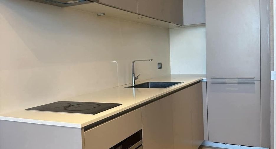 For sale 1 bed condo in Khlong San, Bangkok