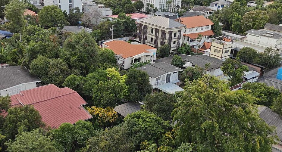 出售 2 卧室 公寓 在 Watthana, 曼谷