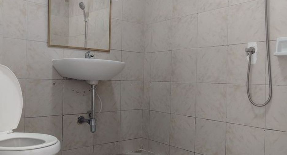 For rent studio condo in Khan Na Yao, Bangkok