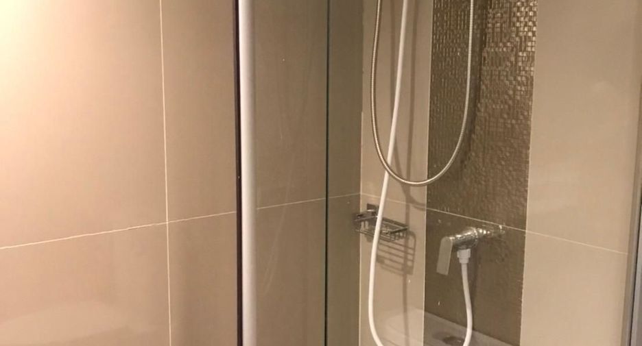 For sale studio condo in Phra Khanong, Bangkok