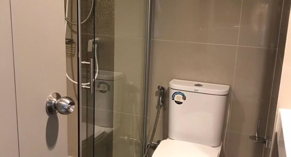 For sale studio condo in Phra Khanong, Bangkok