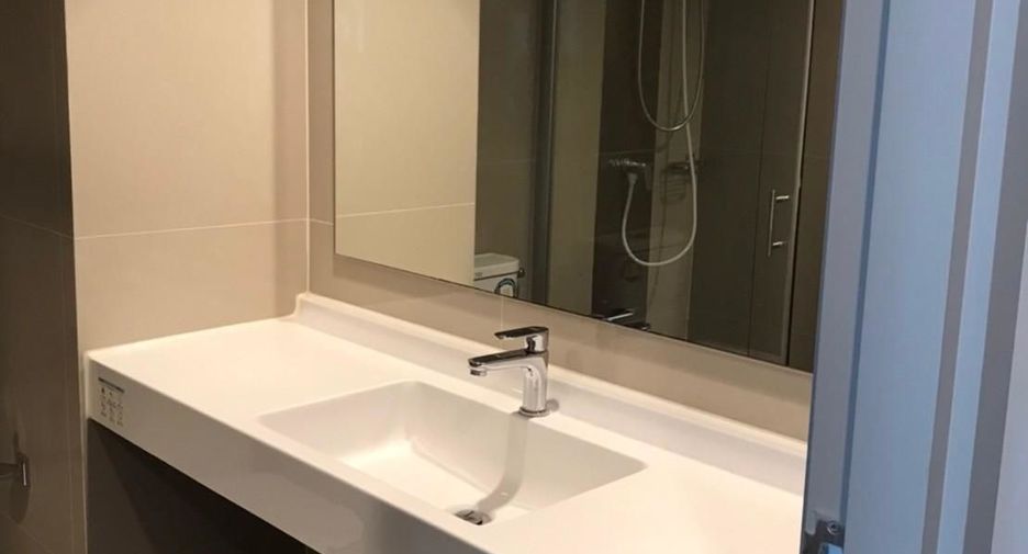 For sale studio condo in Phra Khanong, Bangkok