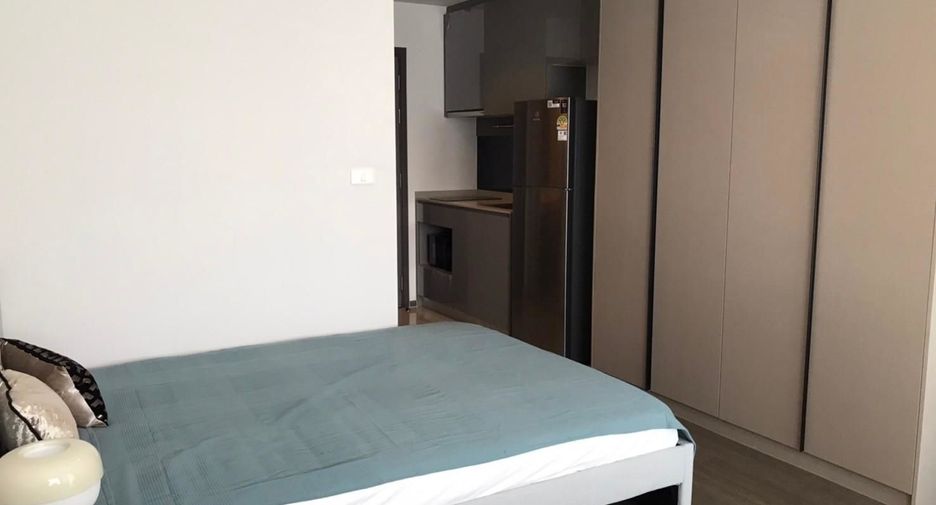 For sale studio condo in Phra Khanong, Bangkok
