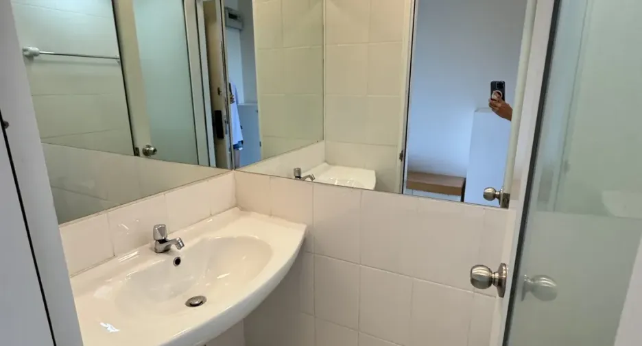 For sale 1 bed condo in Huai Khwang, Bangkok