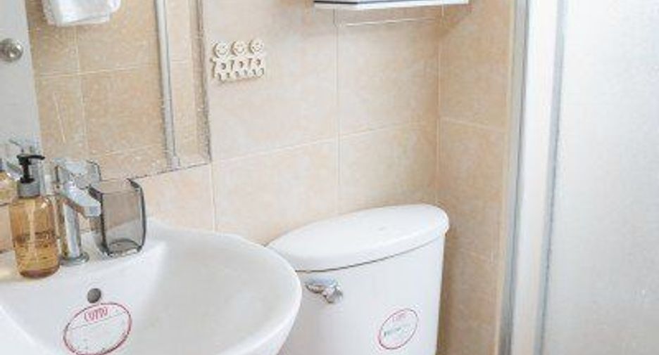 For rent studio condo in Huai Khwang, Bangkok