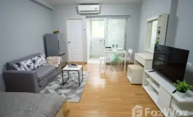Wohnung zur Miete mit Studio in Huai Khwang, Bangkok