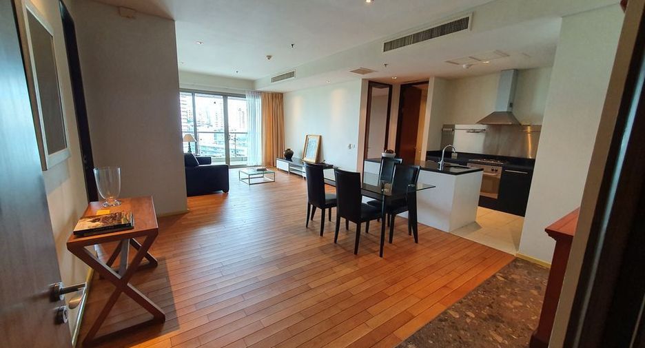For sale 2 bedrooms condo in Khlong Toei, Bangkok