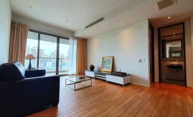 For sale 2 ベッドルーム condo in Khlong Toei, Bangkok
