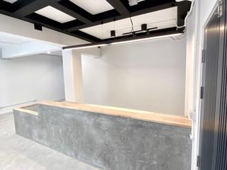 For sale and for rent 7 bedrooms townhouse in Phra Khanong, Bangkok