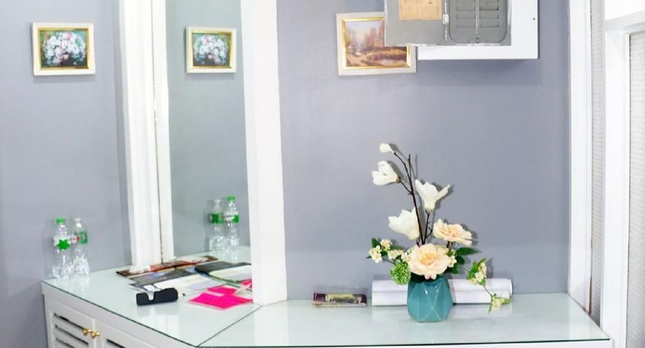 For sale and for rent 2 bedrooms condo in Watthana, Bangkok
