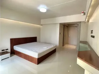 Apartment zur Miete mit Studio in Sathon, Bangkok